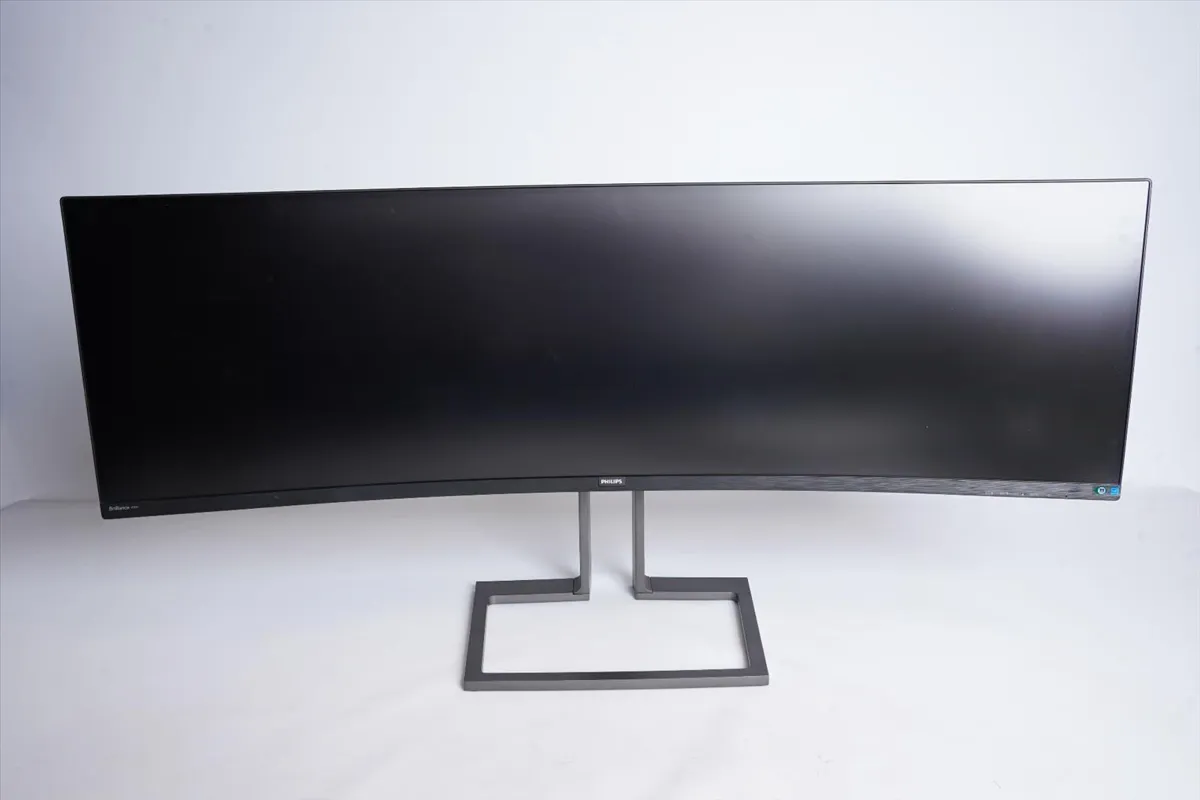Curved skärmar är inte idealiska för filmkvällar med vänner