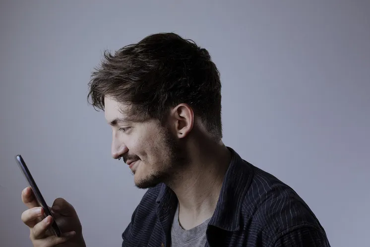 Från hemdatorn till mobilskärmen